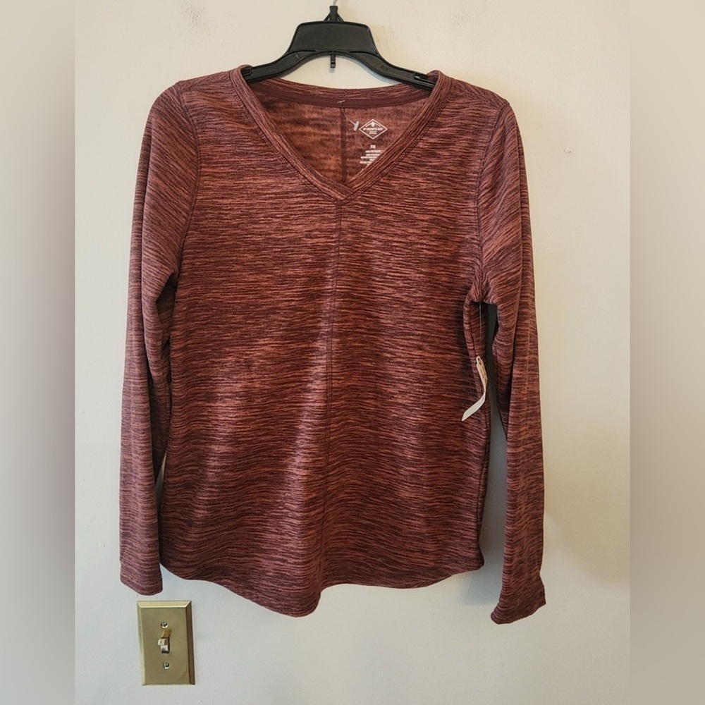 St johns bay lightweight Fuzzy classic v neck sweater brown size xs